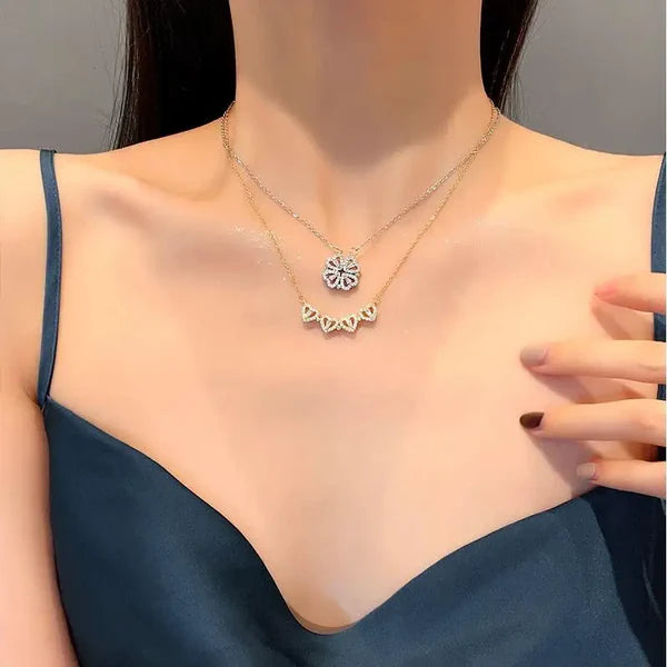 COMPRE 1 LEVE 2 - Colar Trevo de Corações com Zircônias