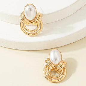 Brinco Glee Banhado a Ouro 18k com Pérola